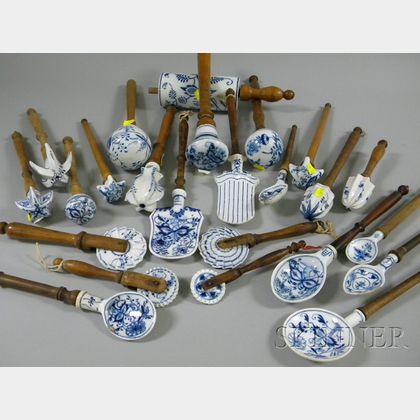 Twenty-four German Blue and White Meissen-type Decorated Porcelain Kitchen Utensils with Wooden Handles