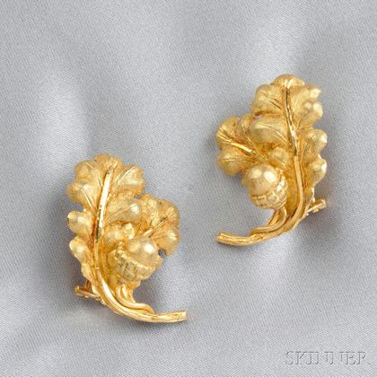 18kt Gold Acorn Earrings, Buccellati