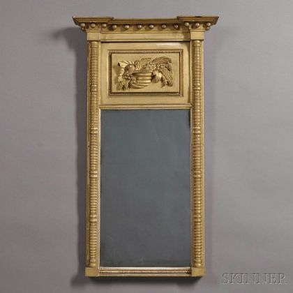Classical Carved Giltwood Tabernacle Mirror