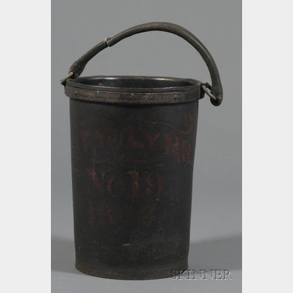 Painted Rubber Fire Bucket
