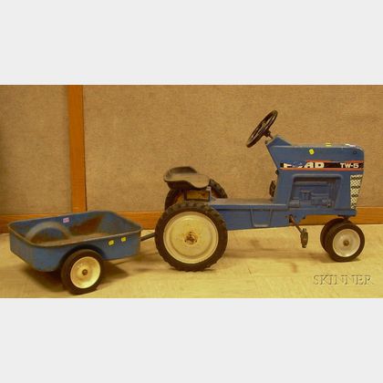 Ertl Ford TW 5 Painted Cast Metal Pedal Tractor with Trailer