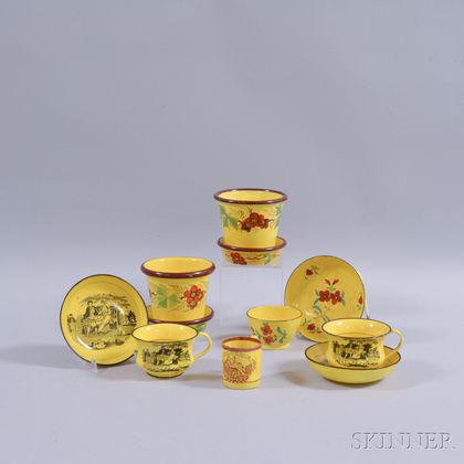 Eleven Pieces of Floral- and Transfer-decorated Tableware.
