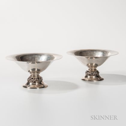 Pair of Mueck-Carey Co. Sterling Silver Tazzas
