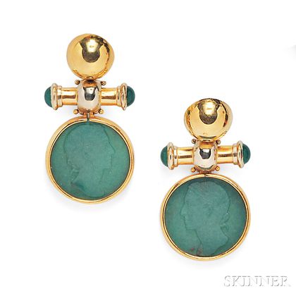 18kt Gold and Dyed Green Chalcedony Earpendants