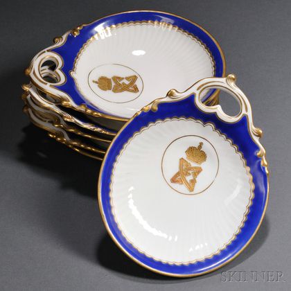 Six Kuznetzov Shell-shaped Porcelain Butter Dishes