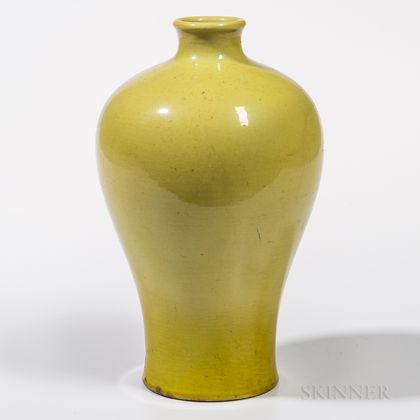 Yellow-glazed Meiping Vase