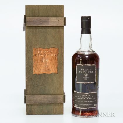 Black Bowmore 30 Years Old 1964, 1 70cl bottle (owc) 