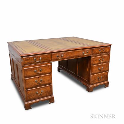 Georgian-style Mahogany Veneer Partner's Desk
