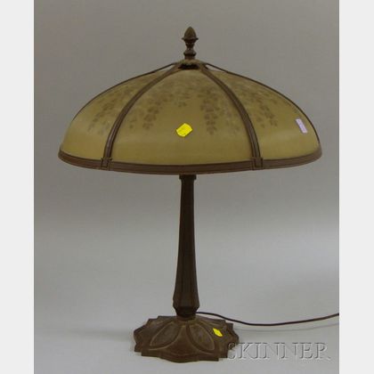 Bradley & Hubbard Painted Cast Metal and Reverse-painted Stenciled Wisteria Decorated Bent Glass Panel Table Lamp