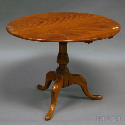 Queen Anne Circular Birch Tilt-top Table