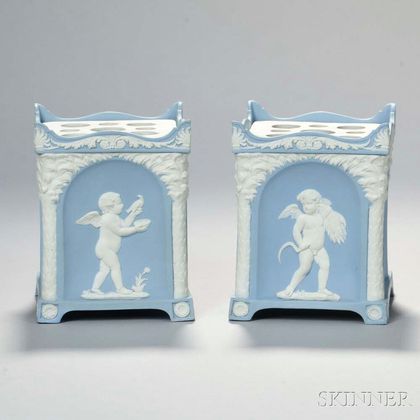 Pair of Wedgwood Solid Blue Jasper Bough Pots and Covers