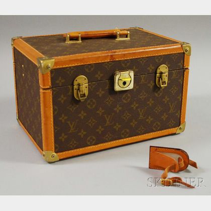 Sold at auction Small Louis Vuitton-type Train Case Auction Number