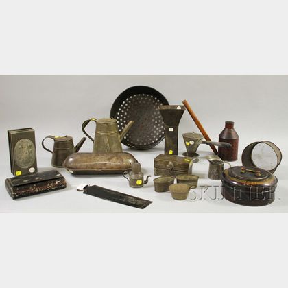 Group of Assorted Tin Kitchenware