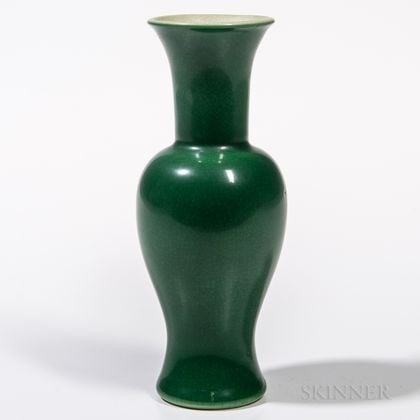 Apple Green Crackle-glaze Vase