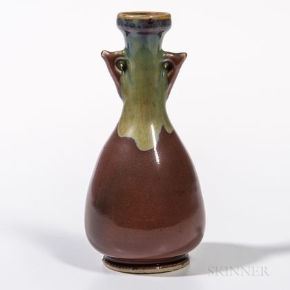 Small Liver Red-glazed Vase
