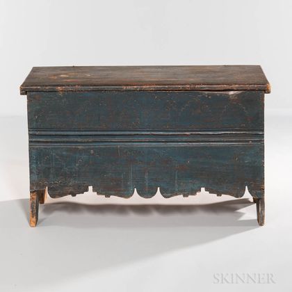 Dark Blue/green-painted Punch-carved Crease-molded Pine Chest