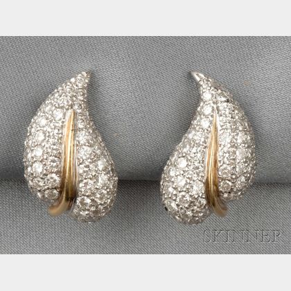 18kt Gold and Diamond Leaf Earclips