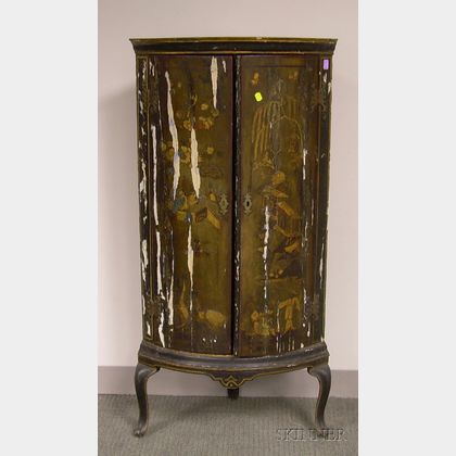 Rococo-style Gilt and Black Lacquered Chinoiserie Decorated Quarter-round Two-Door Corner Cabinet