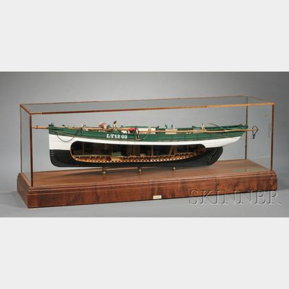 Cased Painted Model of the Lowestoft Sailing Trawler MASTER HAND 