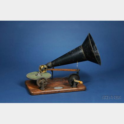 Rare Hand-Cranked Berliner Gramophone