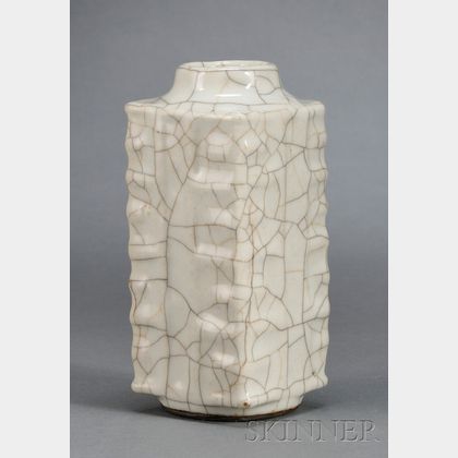 Ge-type Cong Vase