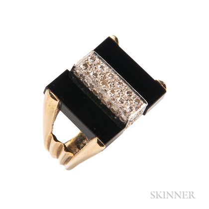 14kt Gold and Onyx Ring
