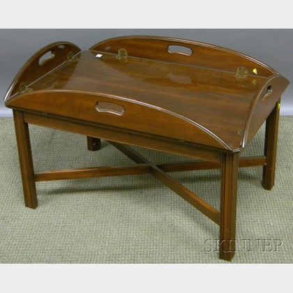 Ethan Allen Chippendale-style Mahogany Butler's Tray Table