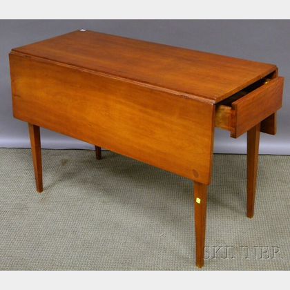 Country Federal Cherry Drop-leaf Table with End Drawer
