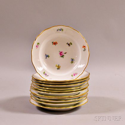 Set of Twelve Meissen Floral-decorated Porcelain Dinner Plates
