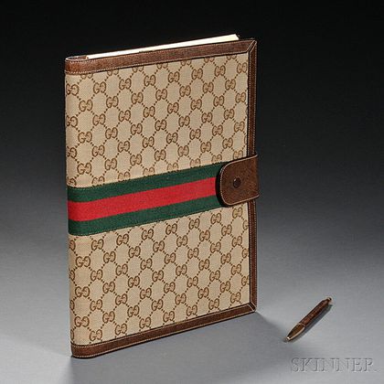 Sold at Auction: Vintage Gucci Red Leather Checkbook Cover