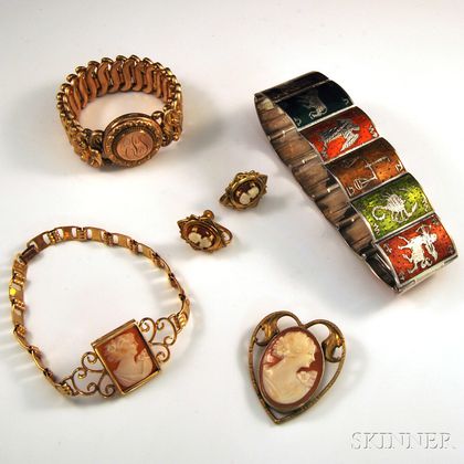 Small Group of Assorted Jewelry