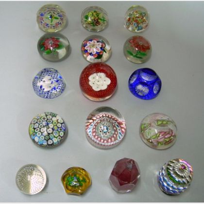 Sixteen Art Glass Paperweights. 
