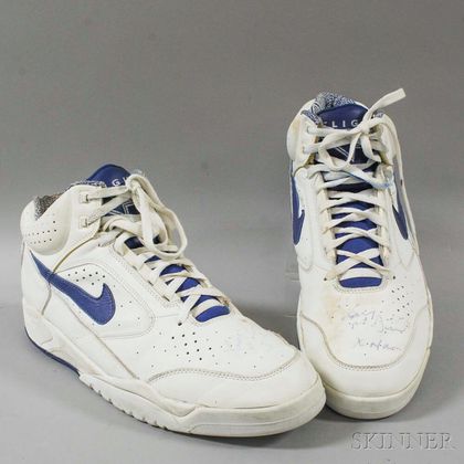 Boston Celtics Xavier McDaniel Autographed Size 16 Nike Air Basketball Sneakers. Estimate $20-200