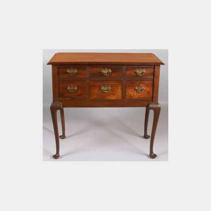 Queen Anne Style Rosewood Lowboy