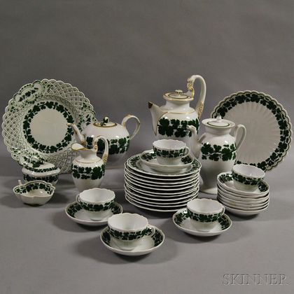 Meissen Grape Leaf-pattern Porcelain Tea Service