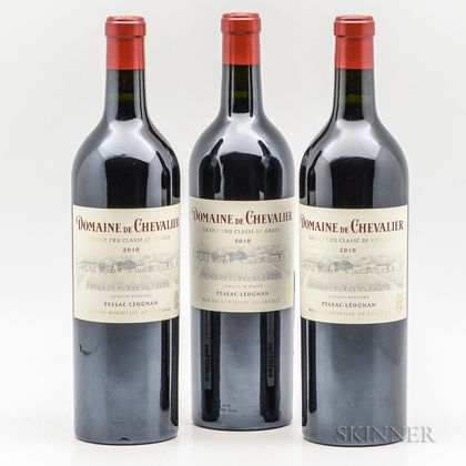 Domaine de Chevalier 2010, 3 bottles 