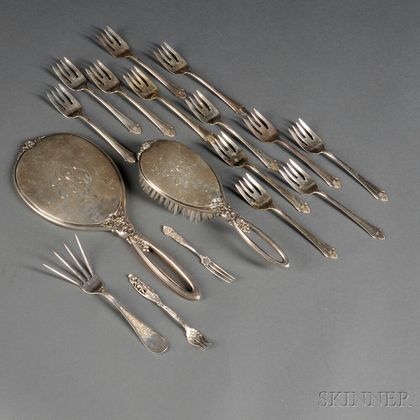 Fifteen Pieces of American Sterling Silver Flatware