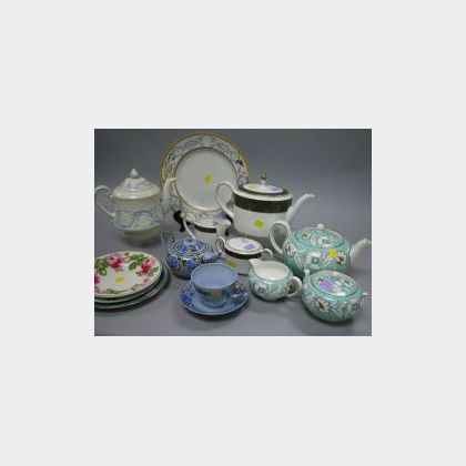 Thirteen Pieces of Assorted Wedgwood Ceramic Tableware