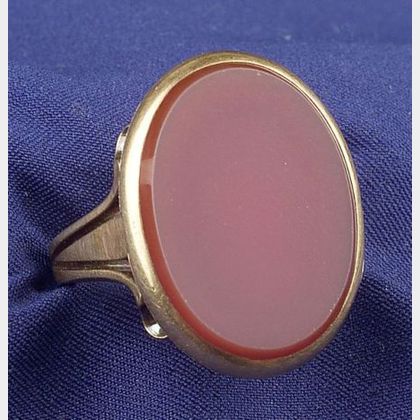 Antique 18kt Gold and Carnelian Agate Locket Ring