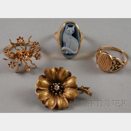 Four Gold Jewelry Items