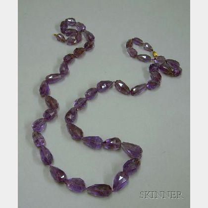 Faceted Purple Quartz Graduated Bead Necklace