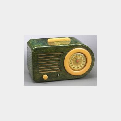 Fada Model 1000 &#34;Bullet&#34; Radio