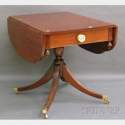 Federal Inlaid Mahogany Drop-leaf Pedestal-base Breakfast Table with End Drawer