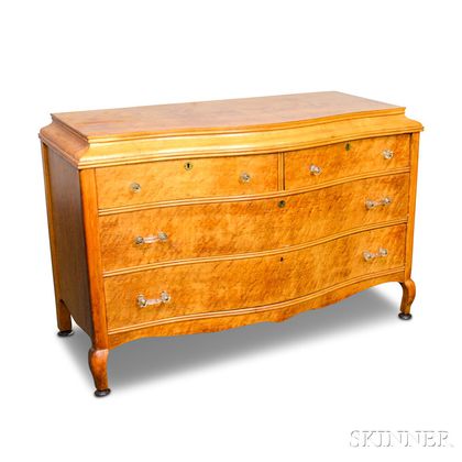 Louis XV-style Fruitwood and Bird's-eye Maple Veneer Serpentine-front Commode Chest