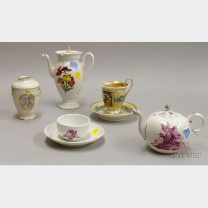 Five Pieces of Porcelain Tea Wares