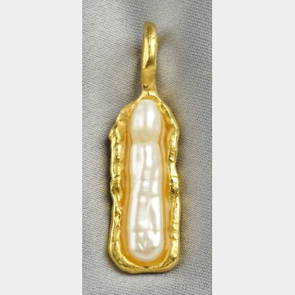 22kt Gold and Freshwater Pearl Pendant, Jean Mahie