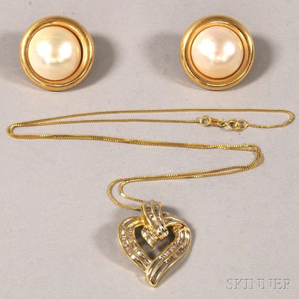 14kt Gold and Diamond Heart-shaped Pendant and a Pair of 14kt Gold and Mabe Pearl Earrings
