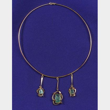 18kt Gold and Green Beryl Necklace