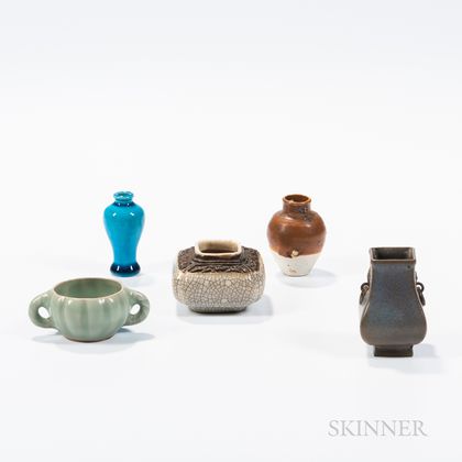 Five Miniature Ceramic Items