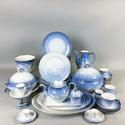 Approximately Eighty-six Pieces of Bing & Grondahl Seagull-decorated Porcelain Tableware. Estimate $600-800
